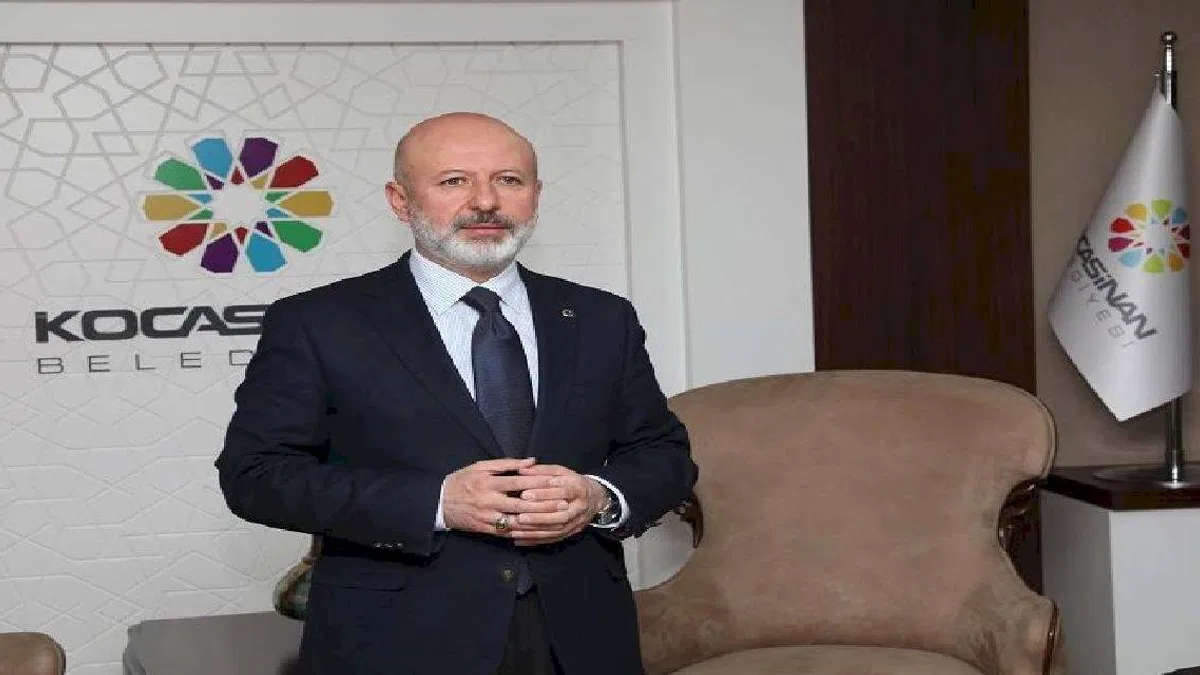 Ahmet Çolakbayrakdar'dan zabıtaya kutlama mesajı