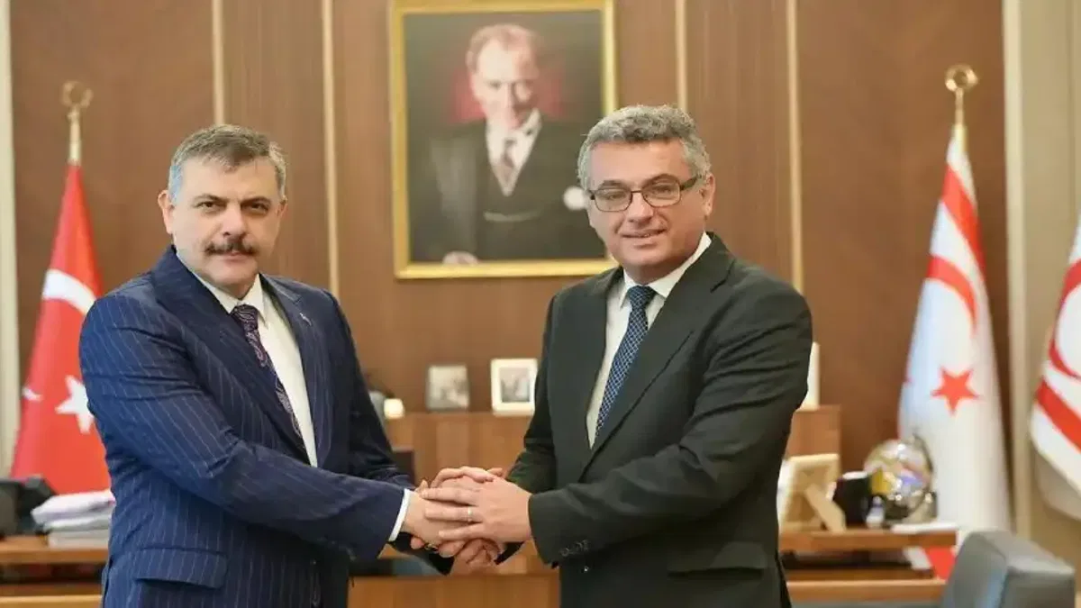İçişleri Bakanı Mustafa Çiftçi KKTC'de