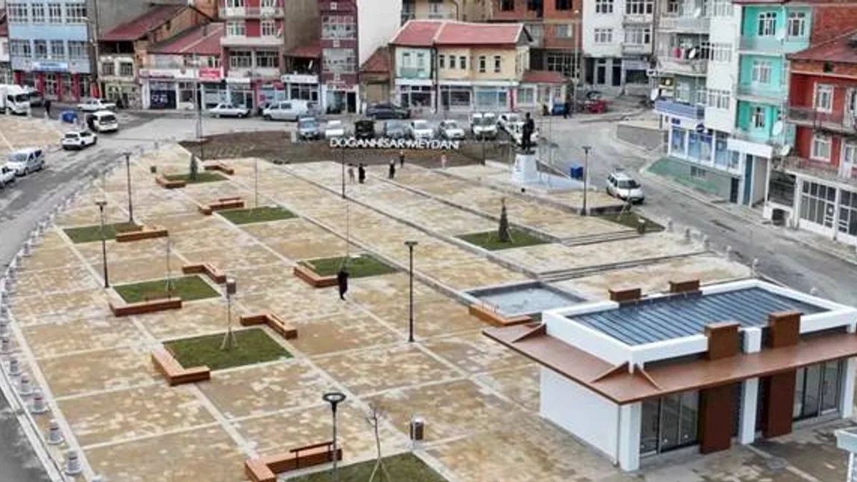 Konya'da meydan düzenlemesi tamamlandı
