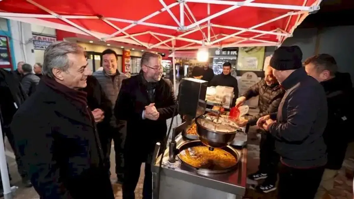 Sakarya'da Başkan Alemdar'dan iftar öncesi Geyve turu