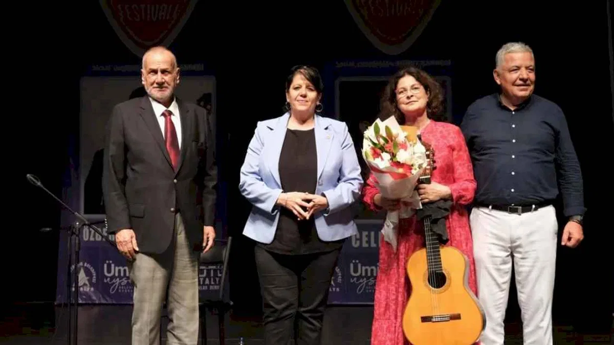 Antalya Muratpaşa'da gitar festivali sona erdi