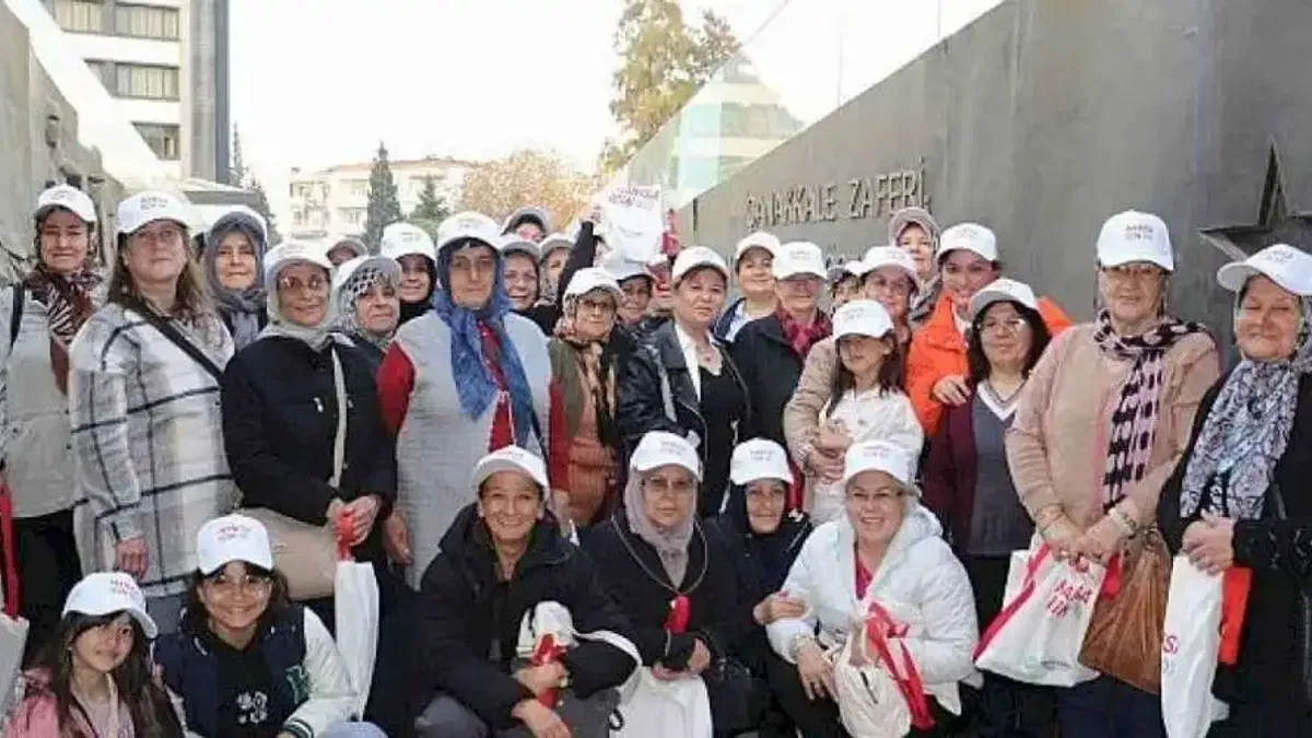 Kırkağaçlı Kadınlar Adım Adım Manisa'yı Gezdi