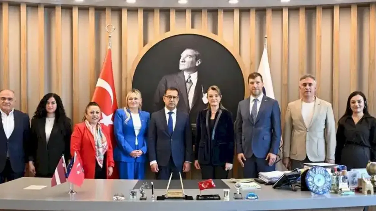 Letonya Büyükelçisi’nden Antalya Büyükşehir’e ziyaret