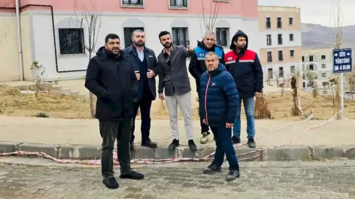 AK Parti Mardin'den TOKİ yollarına yakın takip