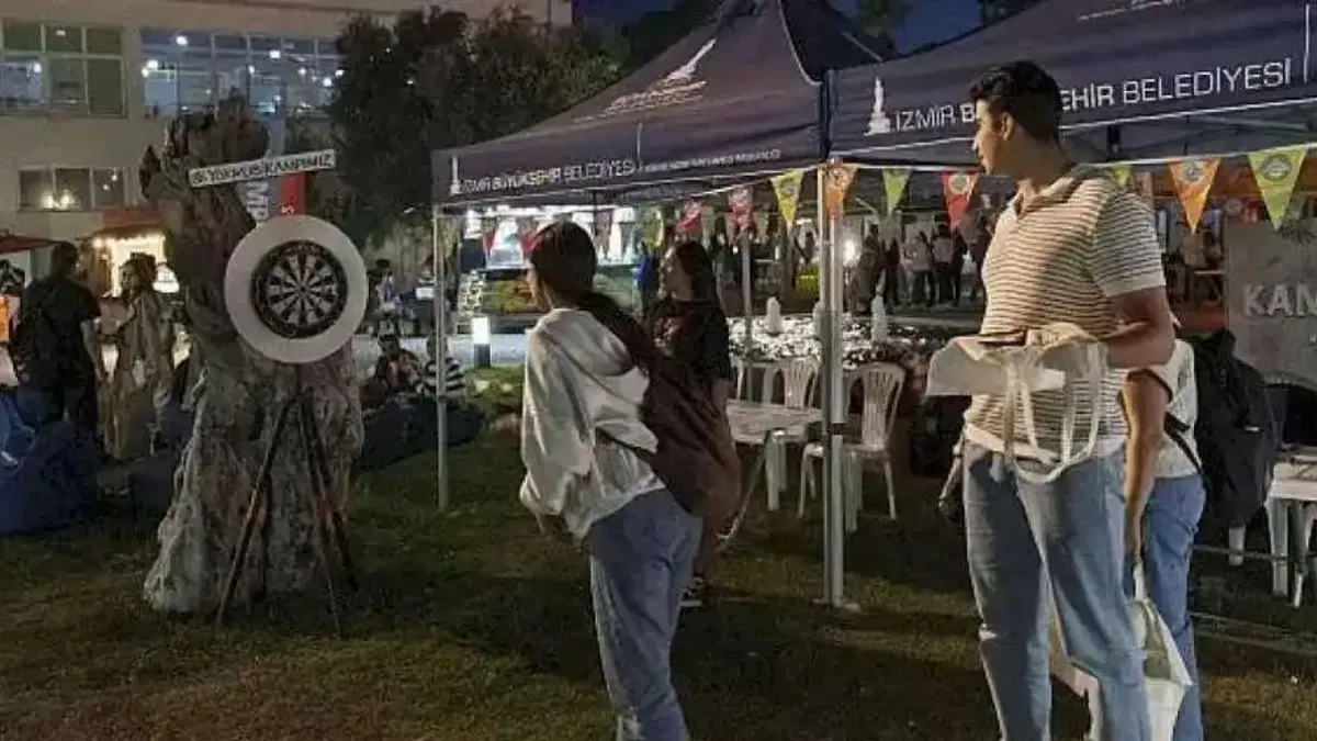 Gençİz Fest 2024 başladı Gençler eğlence dolu festivalde buluştu
