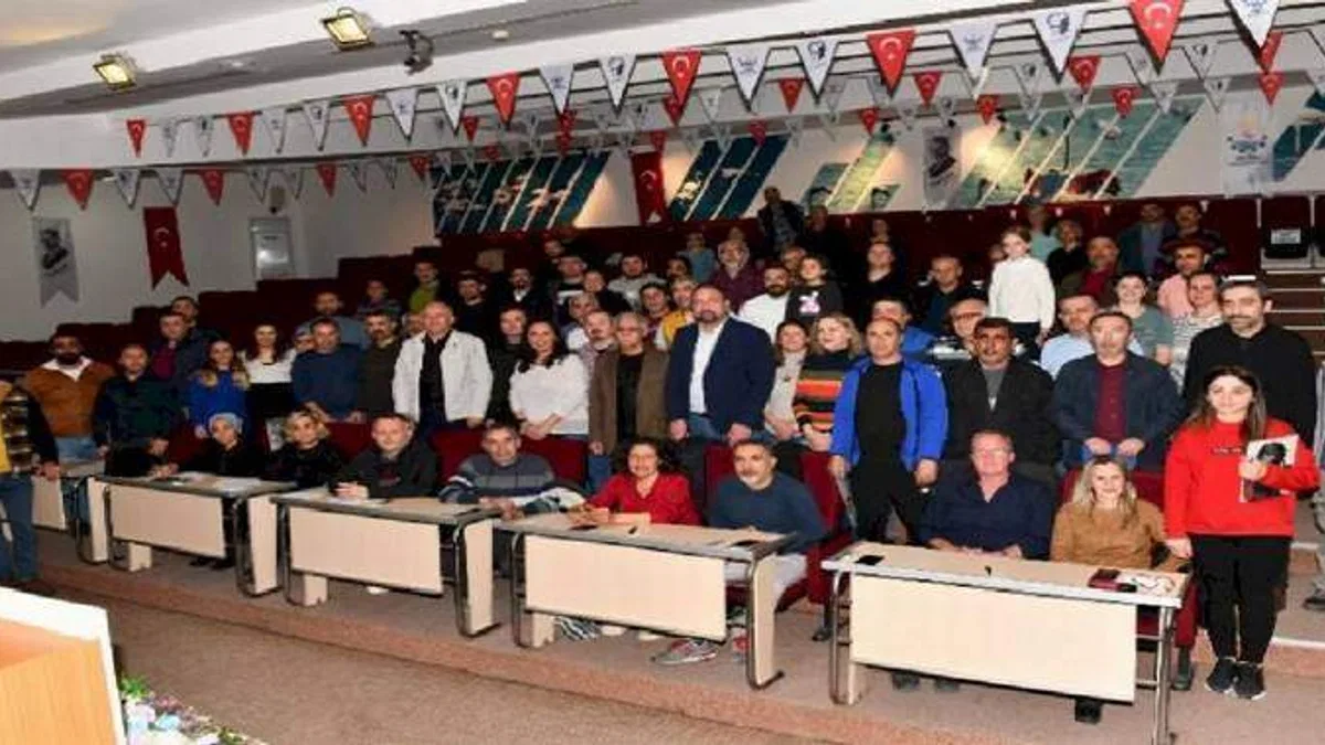 İzmir Çiğli’de arıcılar sertifikalandı