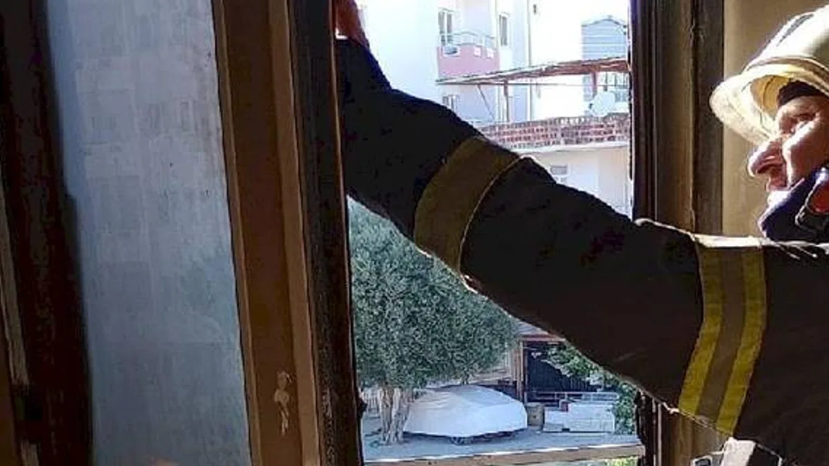 Aydın Büyükşehir Belediyesi İtfaiyesi'nden Didim'deki yangına zamanında müdahale
