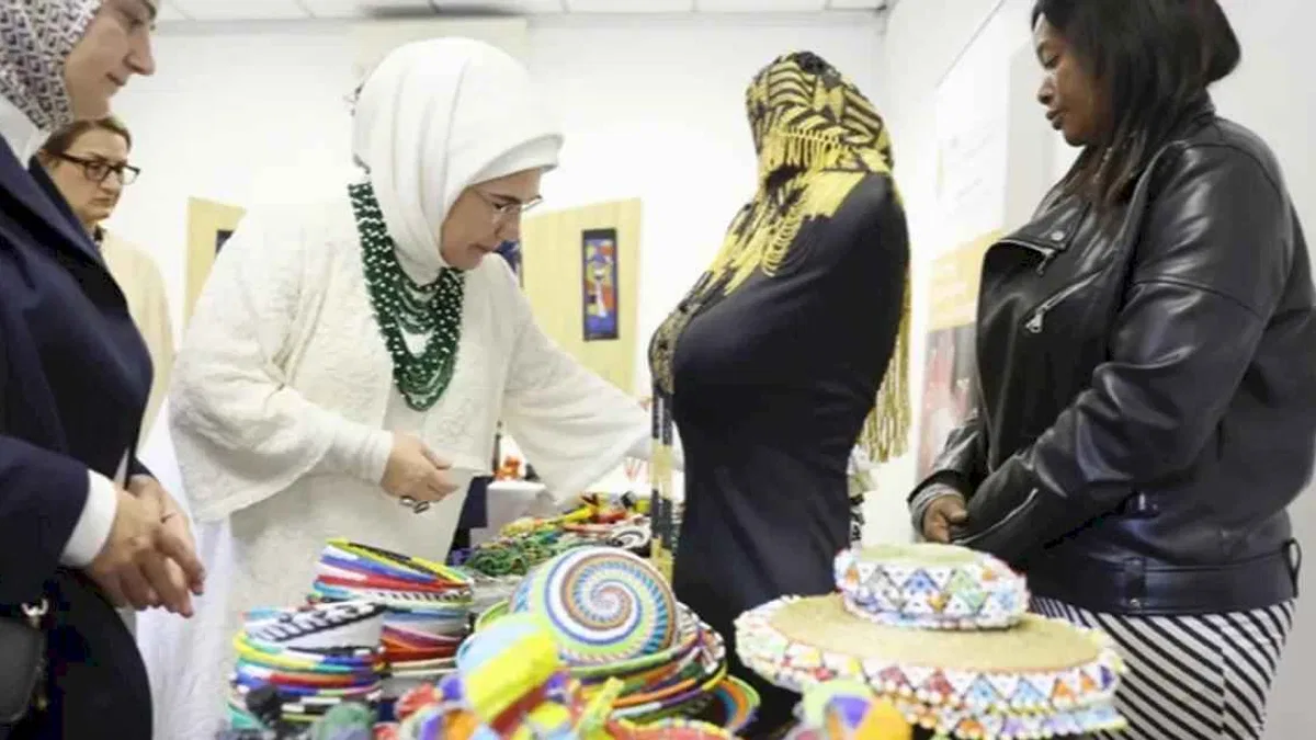 Emine Erdoğan'dan Johannesburg'ta Ulusal Miras Sergisi’ne ziyaret
