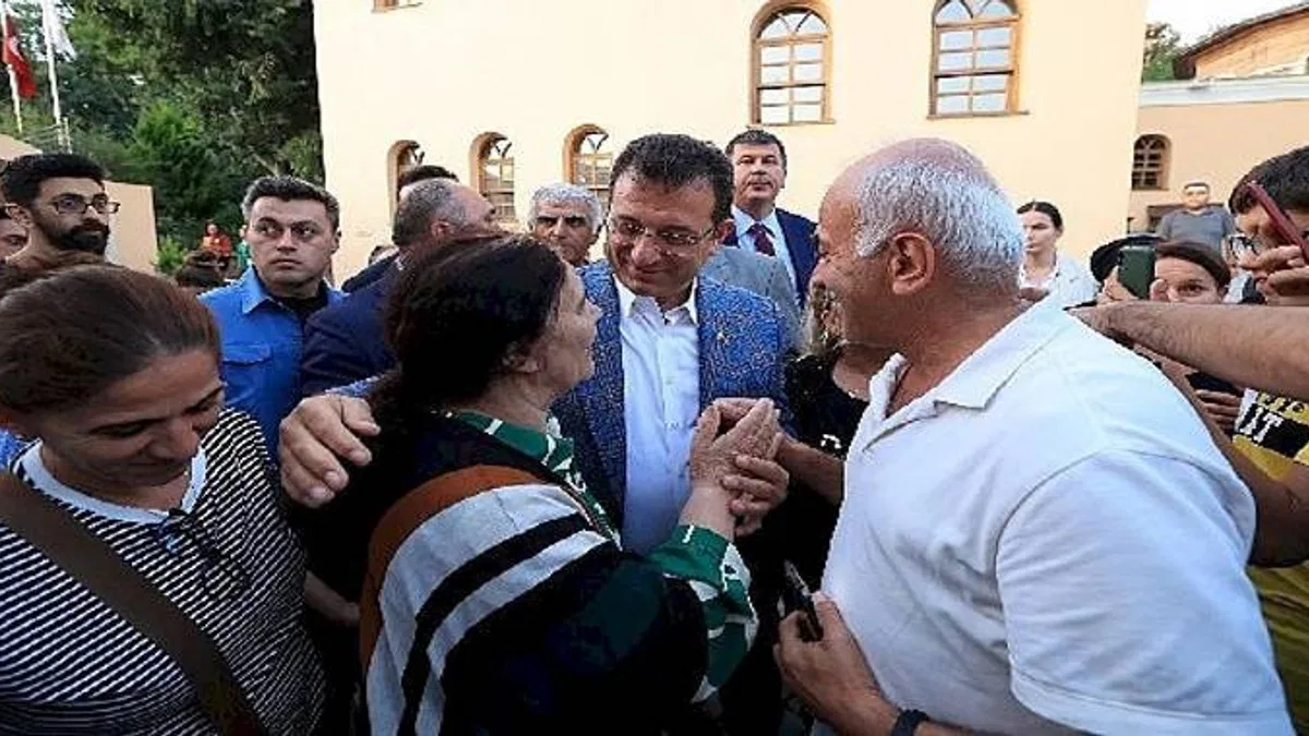 Muharrem'in 9'uncu gününde canlar sofrasında konuştu