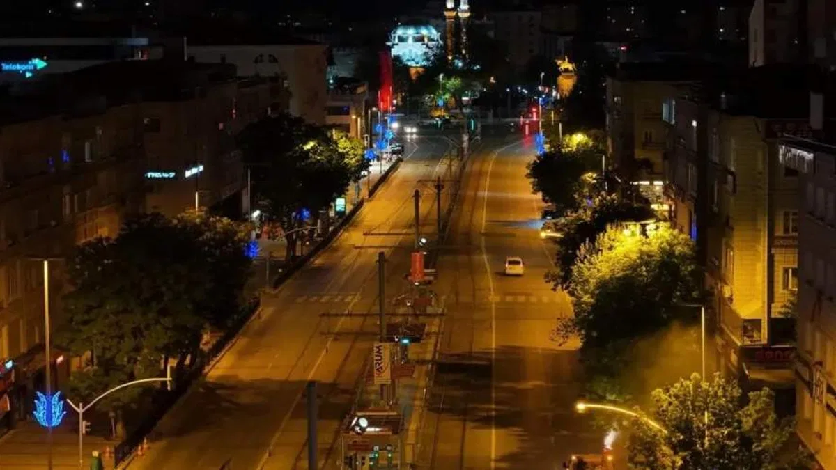 Kayseri Büyükşehir'de gece mesaisi