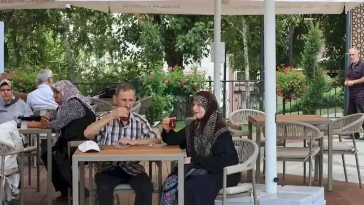 Kocaeli Saygınlar Kulübü’nde saygıdeğer sevda