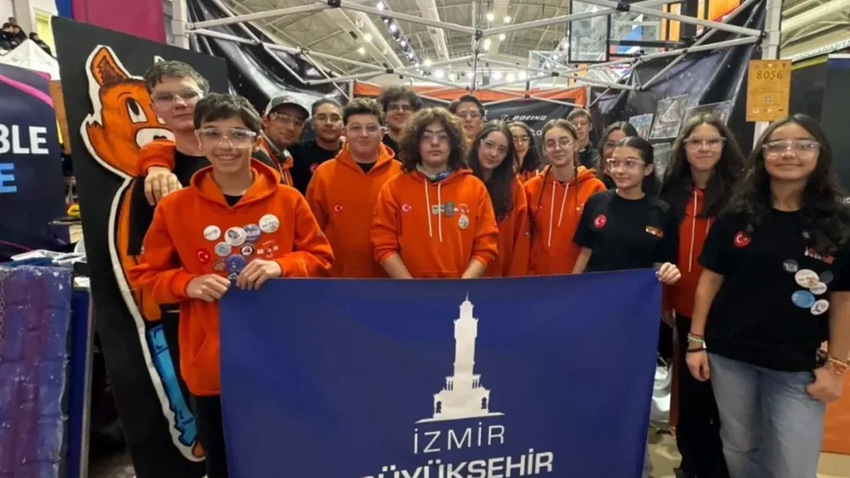 İzmirli gençlerden uluslararası arenada teknoloji zaferi