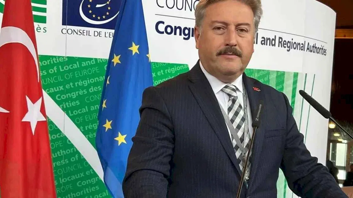 Mustafa Palancıoğlu'ndan Fransa çıkarması