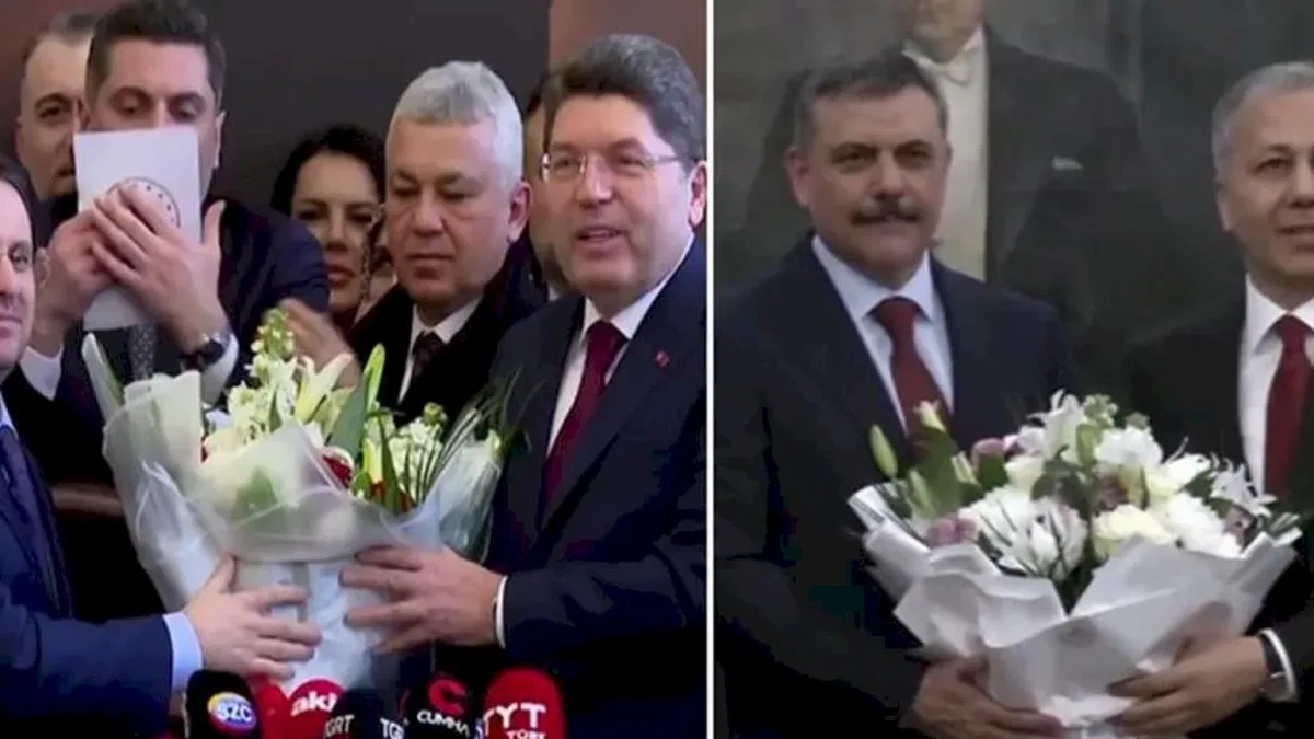 O bakanlıklarda devir teslim yapıldı