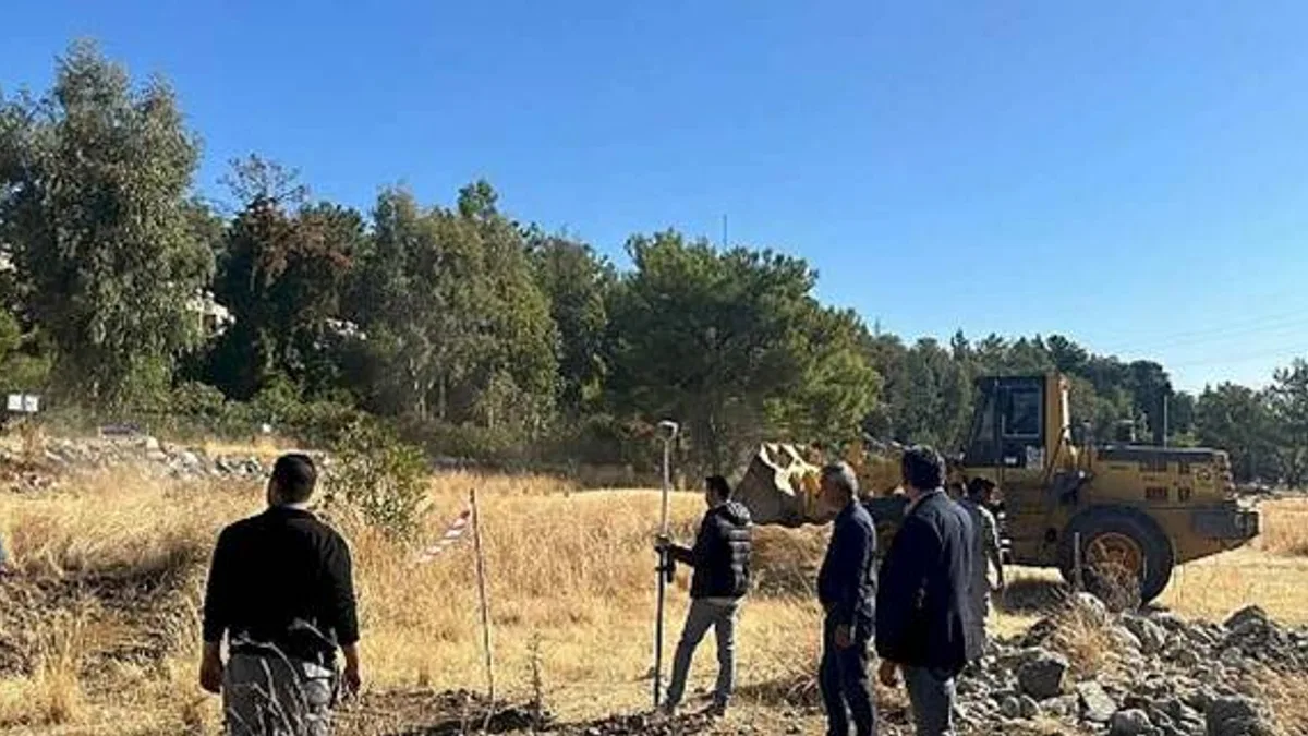 Tekirova kapalı pazar yeri çalışmaları başladı