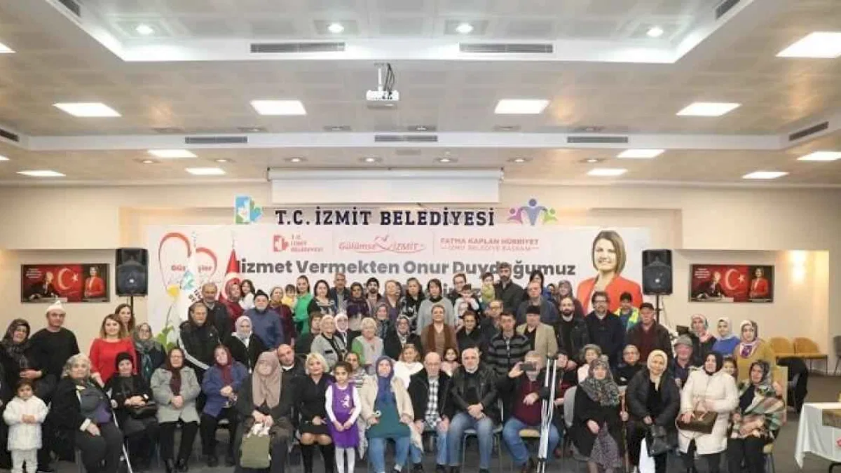 Başkan Hürriyet: "Sosyal belediyecilik en büyük sorumluluğumuzdur"
