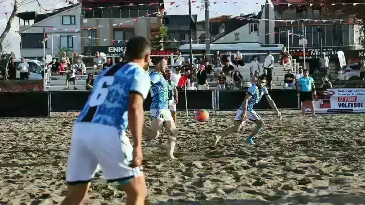 Sakarya Kocaali Sahili'nde futbol kupayla taçlandı