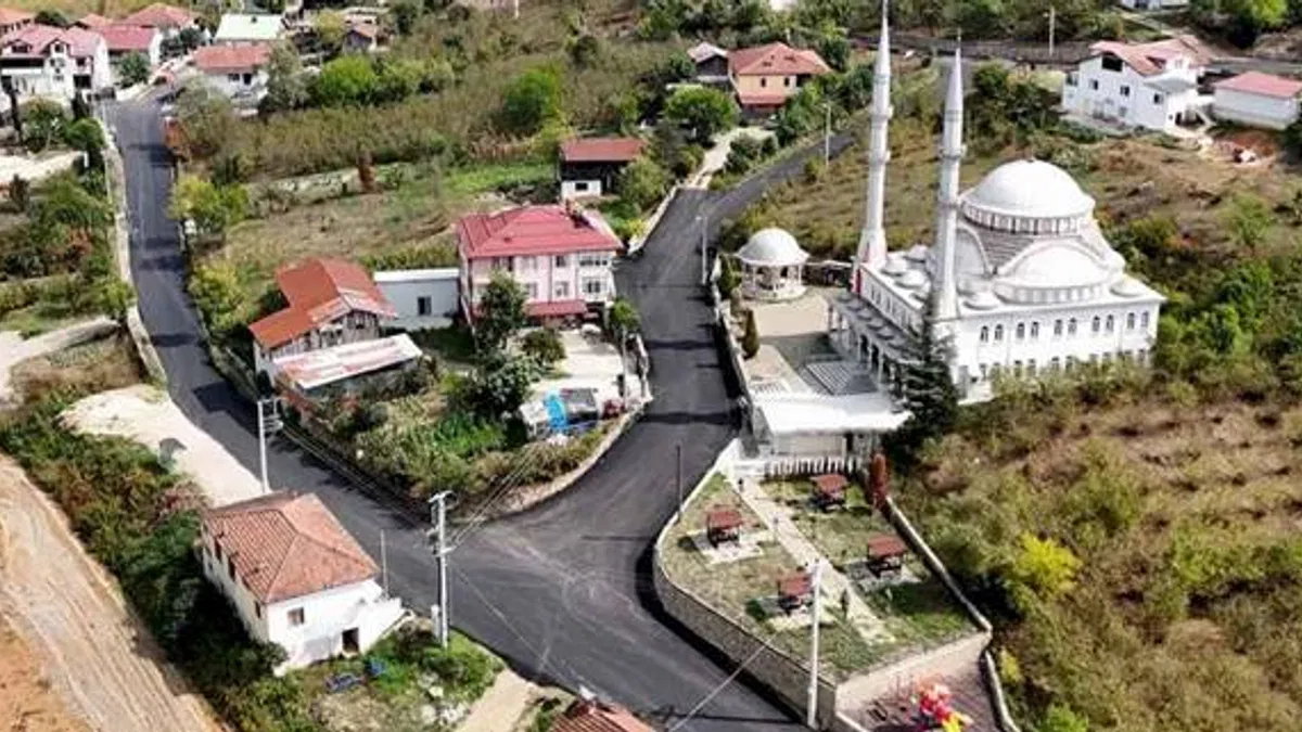 Sakarya Akyazı’da asfalt sevinci