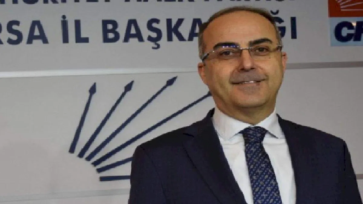 CHP Bursa'dan UÜ Senatosu'nun tutarsızlığına tepki!