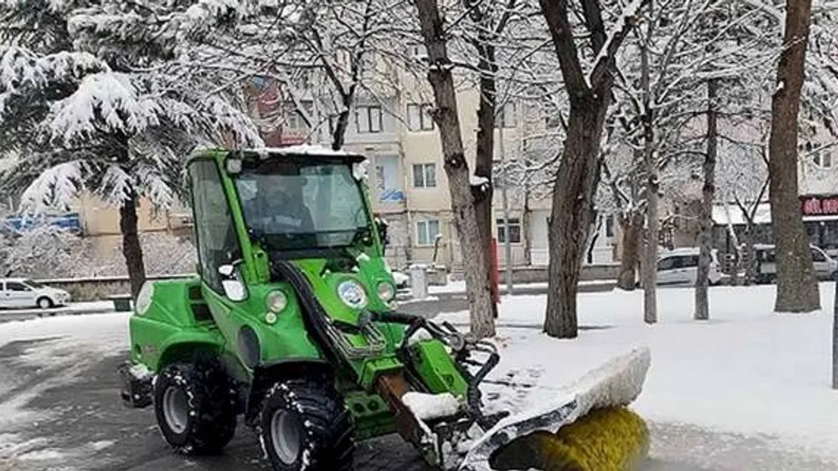 Kayseri Talas'ta kış çalışmaları yeniden başladı