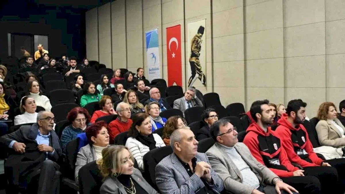 İstanbul Beylikdüzü kansere karşı bilinçlendirdi
