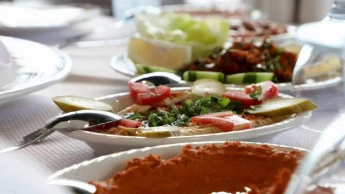 Depremde kullanılamaz hale gelen Hatay Gastronomi Evi yeniden açıldı