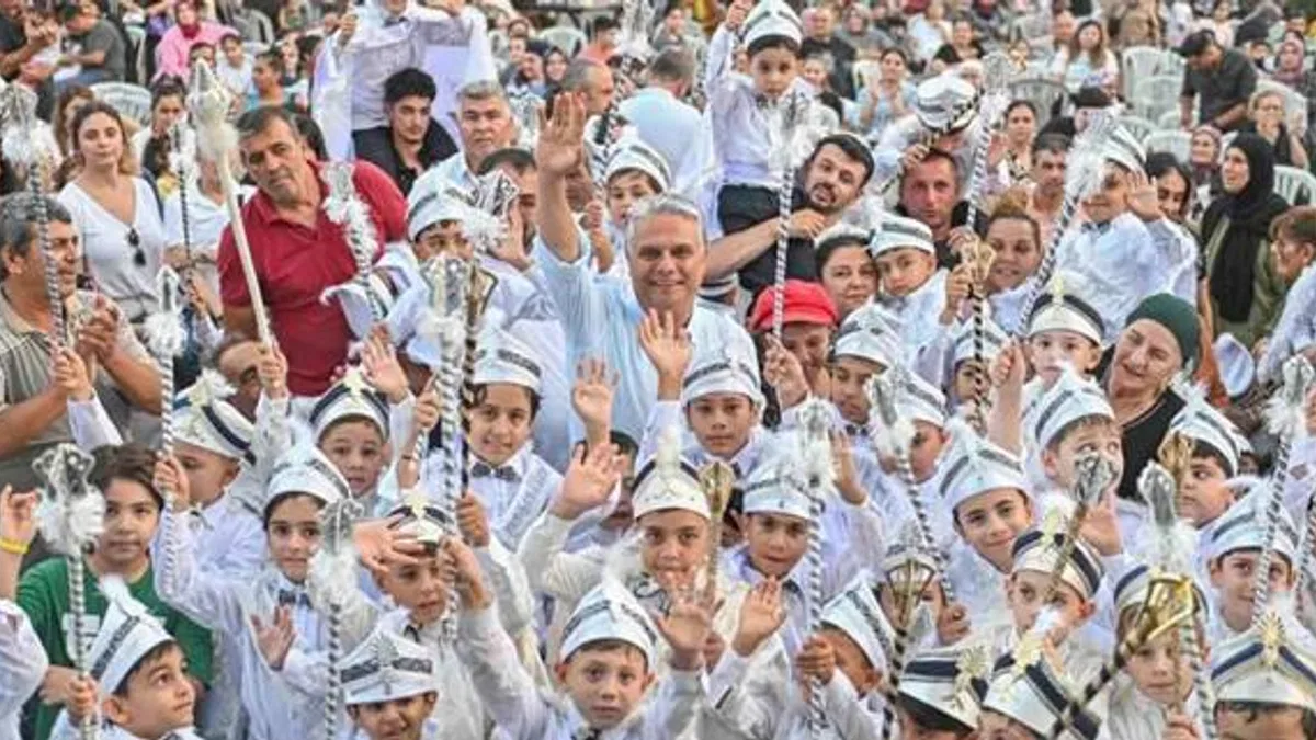 Antalya Muratpaşa'da erkekliğe ilk adımda 11'inci buluşma