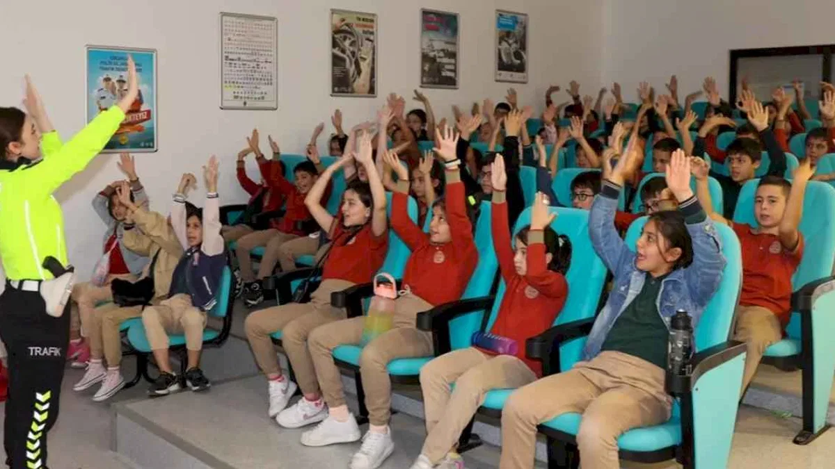 Konya Selçuklu'da trafikte bilinçli nesiller yetiştiriliyor