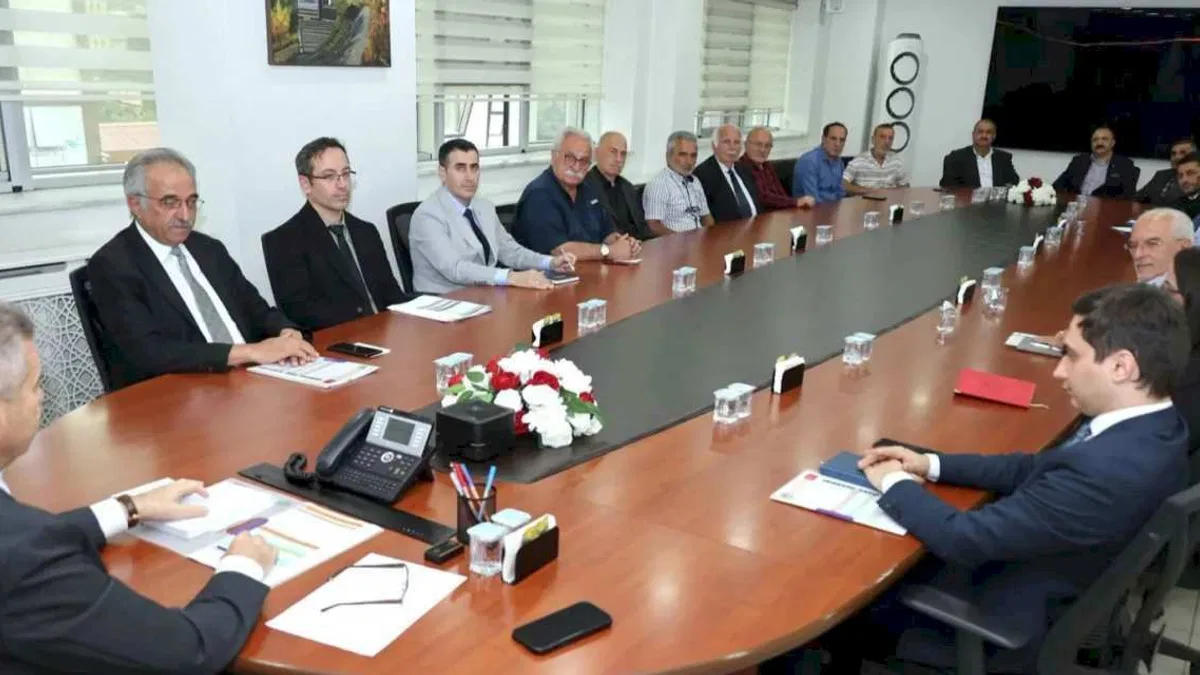 Artvin’de köylülerin parke taşı memnuniyeti