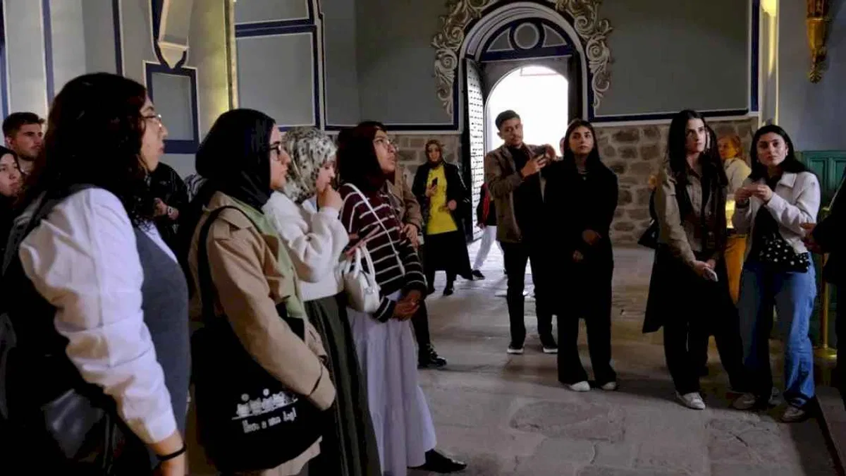 Konya'da üniversiteli gençlere yenilikçi mekanlar tanıtılıyor