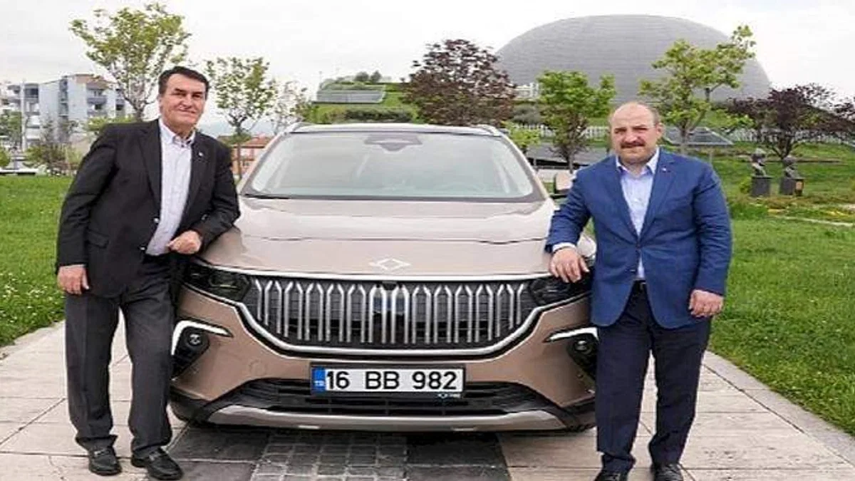 Bakan Varank, Panaroma 1326 Bursa'yı Ziyaret Etti