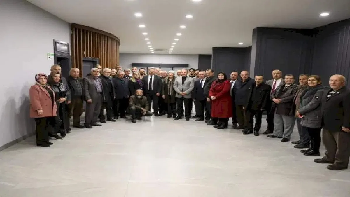 Kayseri Melikgazi protokolü muhtarlarla buşuştu