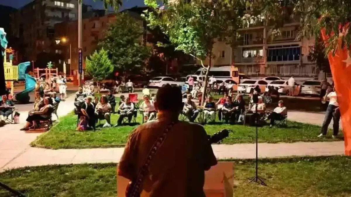 Manisa'da akustik yaz akşamları ile müzik ziyafeti