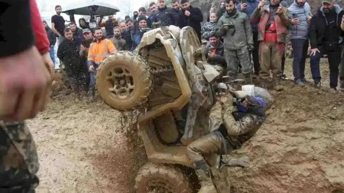 Gölcük'te ATV yarışları nefesleri kesti