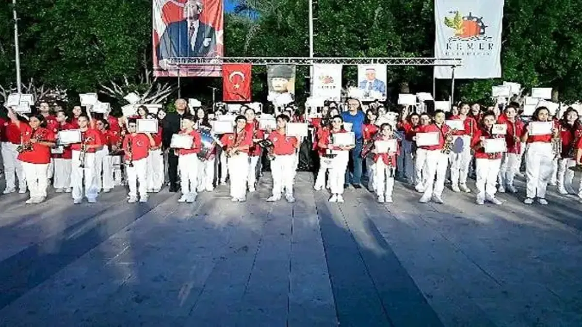 Kursiyerler sertifikalarını aldı