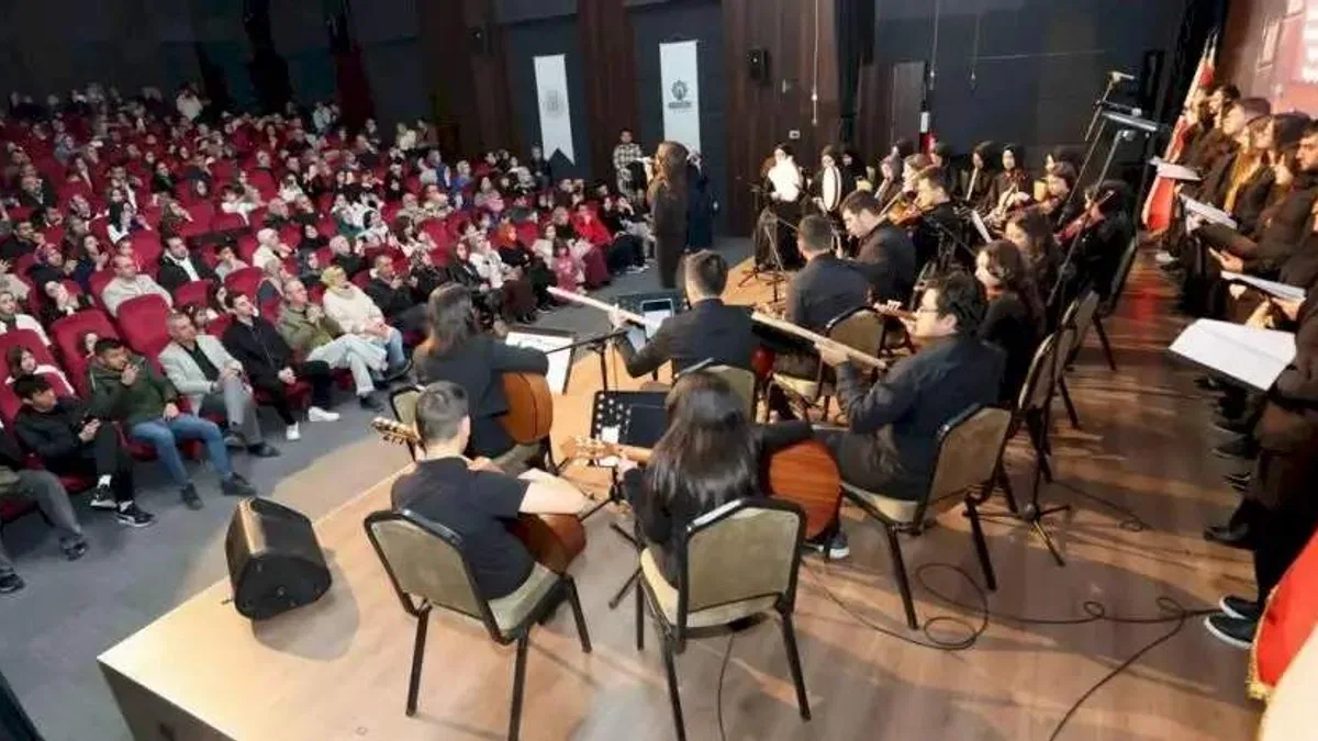 Konya Karatay'da gençlerden güz dönemi kapanışı