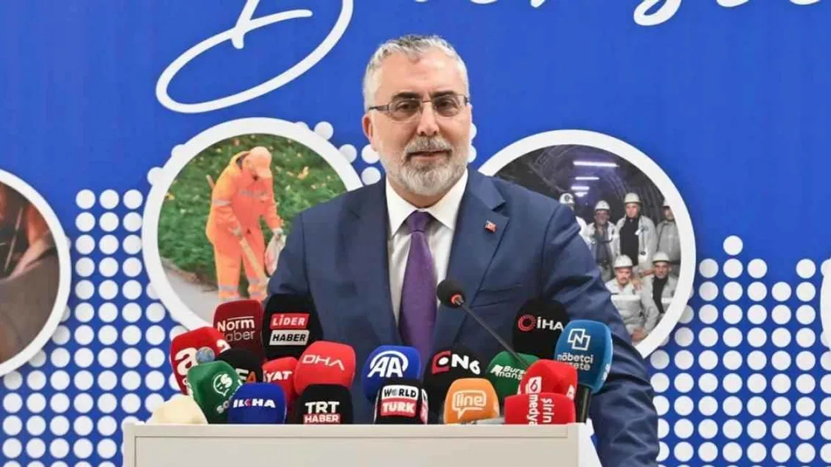 Bakan Işıkhan: İşsizlik 22 aydır tekli hanede