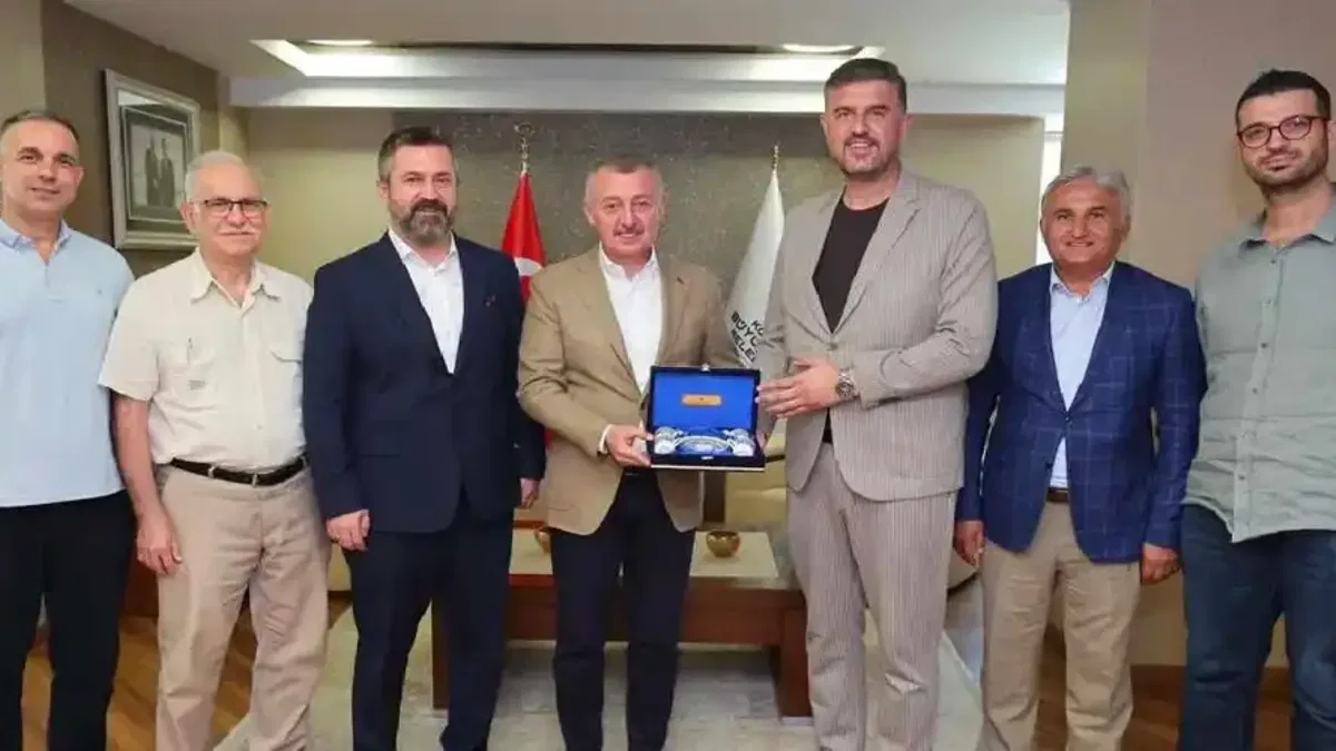Kocaeli'de Başkan Büyükakın STK temsilcilerini ağırladı