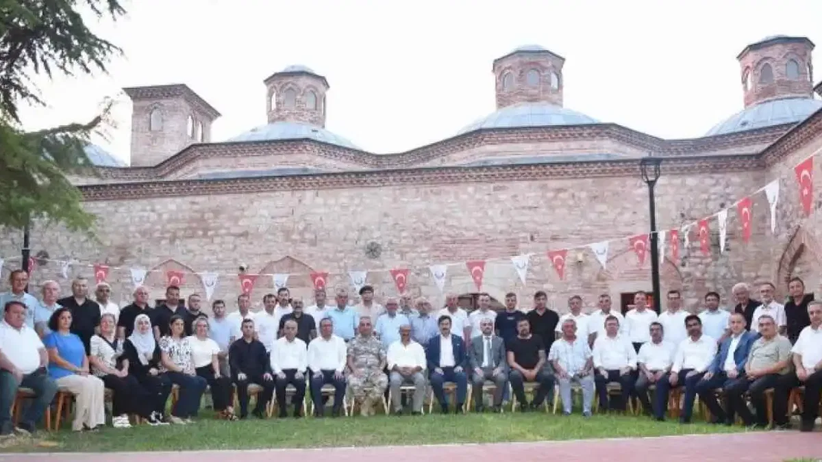 Yenişehir'de Kaymakam Mustafa Güney’e veda yemeği