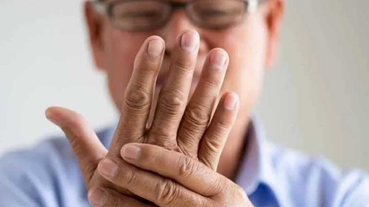 Vitamin eksikliği el titremesine neden olmaz! El titremesinin nedenleri...