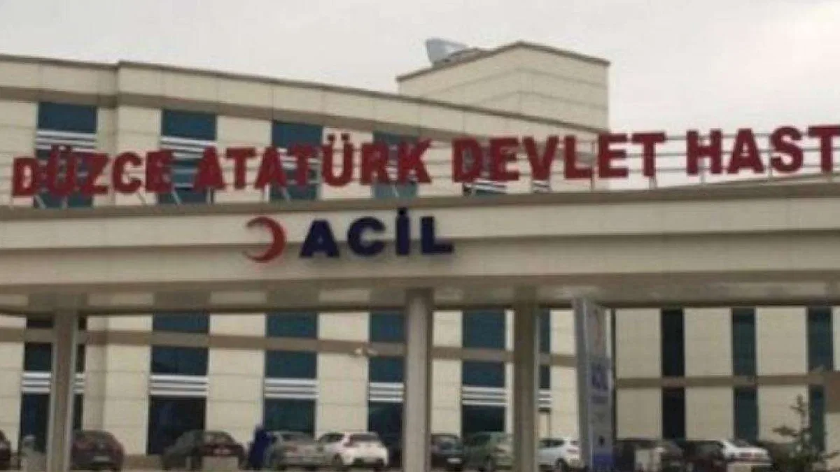 Düzce’de çatıdan düşen işçi ağır yaralandı