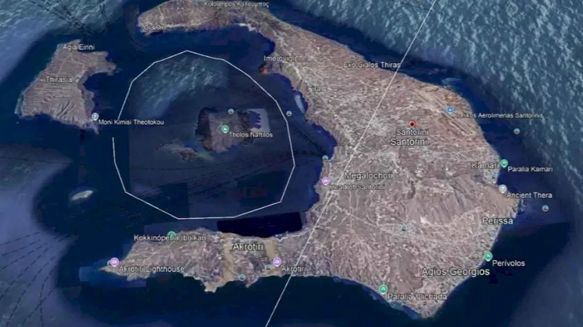 Santorini'de OHAL ilan edildi!