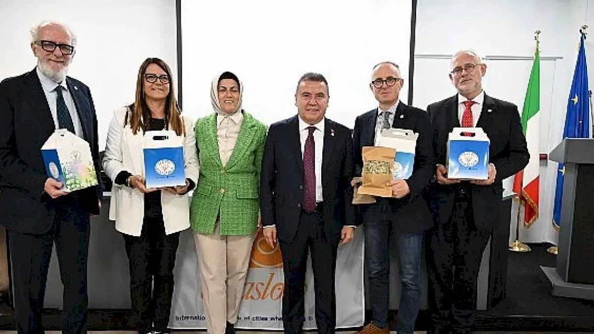 Muhittin Böcek Cittaslow Uluslararası Genel Başkan Yardımcılığı'na seçildi