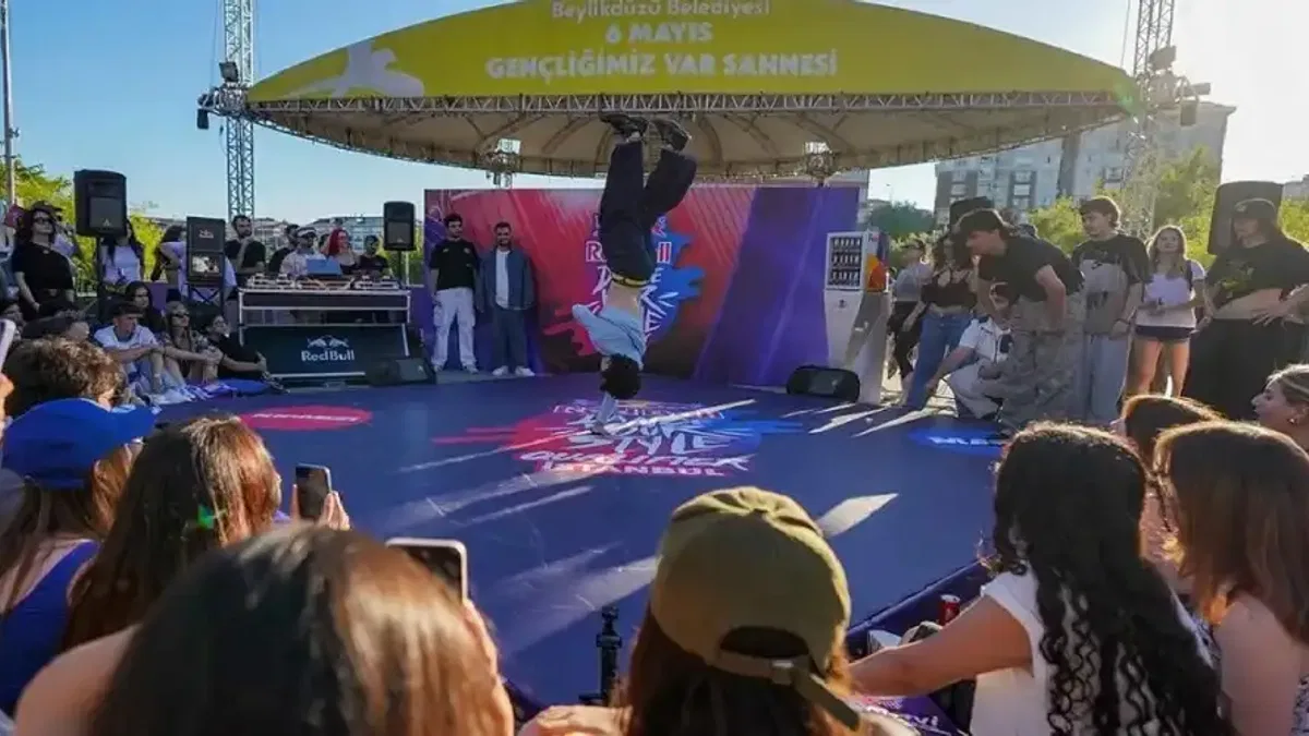 İstanbul Beylikdüzü’nde dans rüzgarı esti