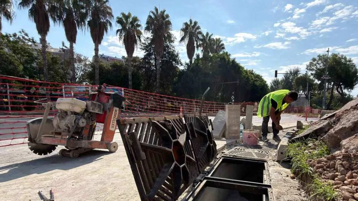 Antalya’da yağmur suyu altyapısı güçleniyor