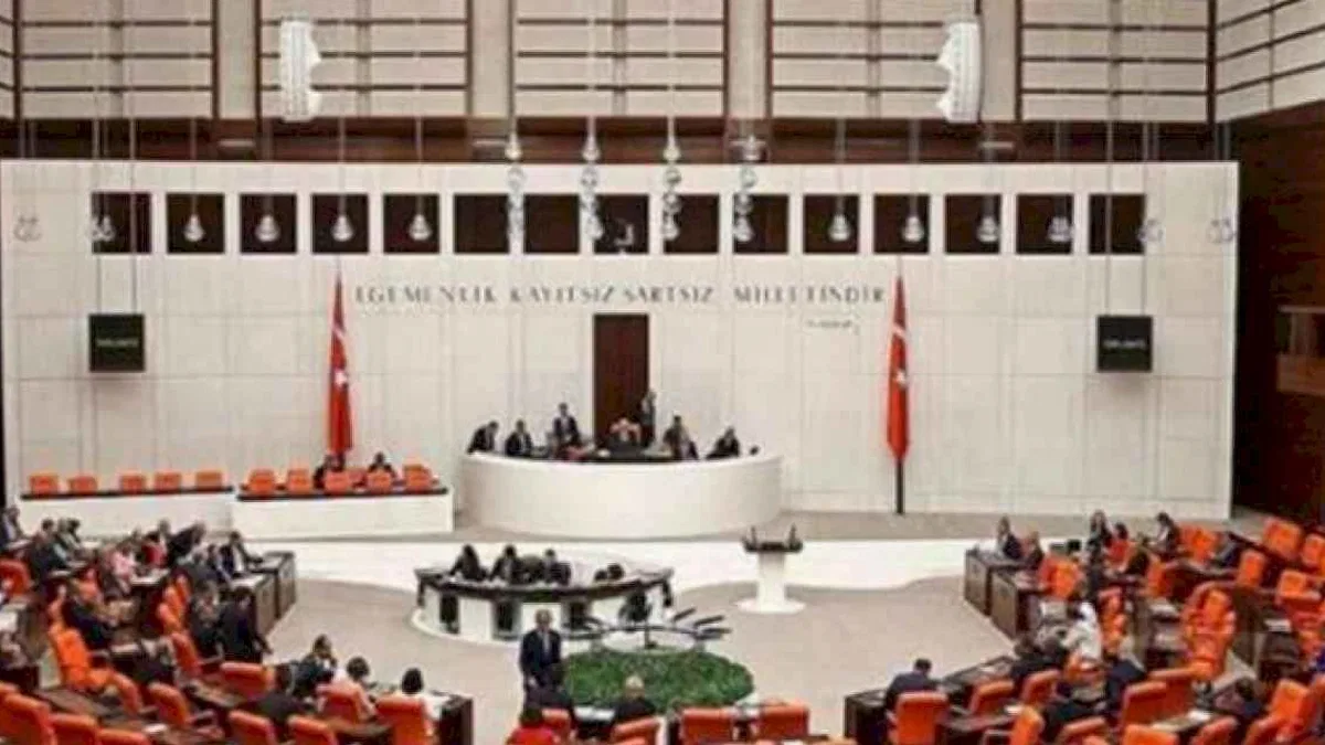 Teklif Meclis'e sunuldu... Fahiş fiyat ve stokçuluk cezaları artıyor!