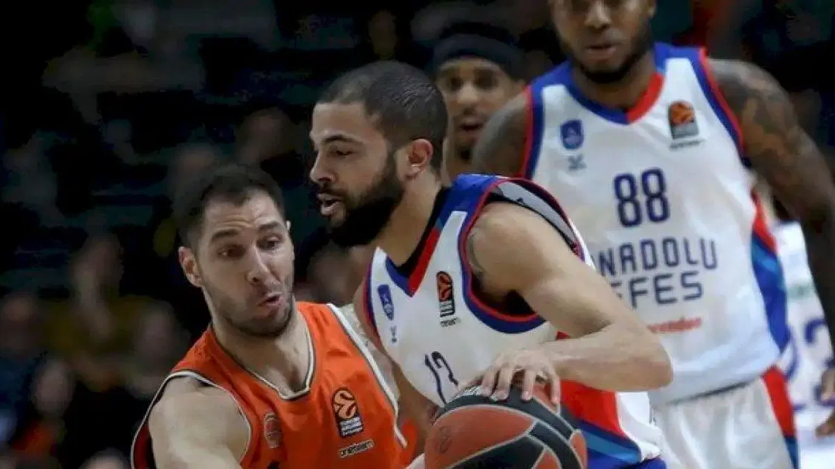 Valencia 93 - 88 Anadolu Efes (Maç Sonucu)