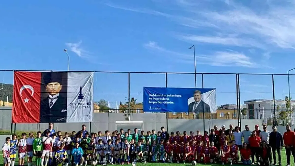 Cumhuriyet Kupası dostluk içinde tamamlandı