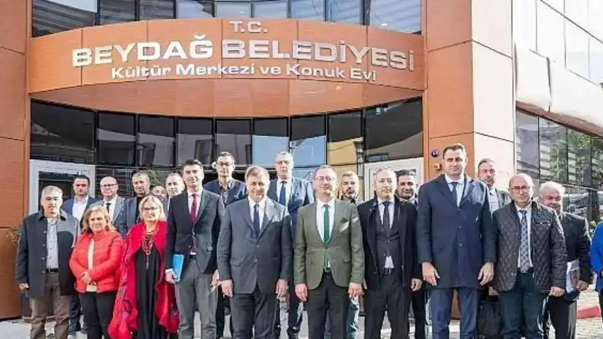 Başkan Cemil Tugay yeni dönemin yol haritasını anlattı "Şehrimize sahip çıkacağız"