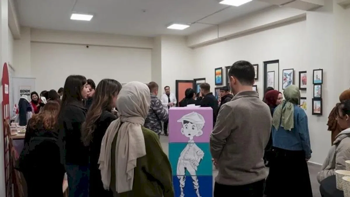 Konya'da Lise Medeniyet Akademileri’nde dönem sonu sergisi